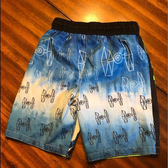 Star Wars swim trunks with lining and drawstring. - Picture 4 of 4